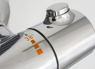 Bei der Warmwasserbereitung wird im Wesentlichen zwischen zentraler und dezentraler Form unterschieden.