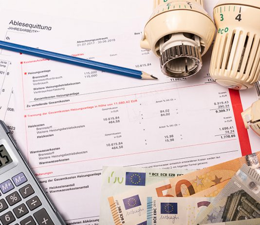 Kombiniert die Vorteile erbeuerbarer Energien und konventioneller Systeme: Die Hybridheizung.