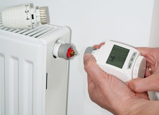 Ein Umrüsten auf elektronische Thermostate bietet viele Vorteile.