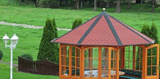 Mit verschiedenen Dachformen können Sie Ihrem Gartenhaus eine individuelle Note geben.