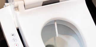 Hygienisch und ökologisch zugleich: Mit der Luxus-Toilette als WC-Bidet Kombination brauchen Sie kein Klopapier mehr.