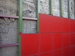 Die vorgehängte hinterlüftete Fassade (VHF) glänzt vor allem durch Diffusionsoffenheit.