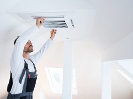 Lüftungsanlage im eigenen Haus – Vorteile, Nachteile, Kosten Mit einer dezentralen Wohnraumlüftung lassen sich einzelne Räume individuell regeln.