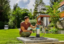 Eignet sich optimal für die Wasserentnahme von einer Zisterne: Die Tauchdruck-Pumpe.