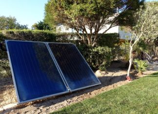 Solaranlage mit Stecker