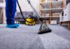 Teppich reinigen mit Teppichreinigungsgerät